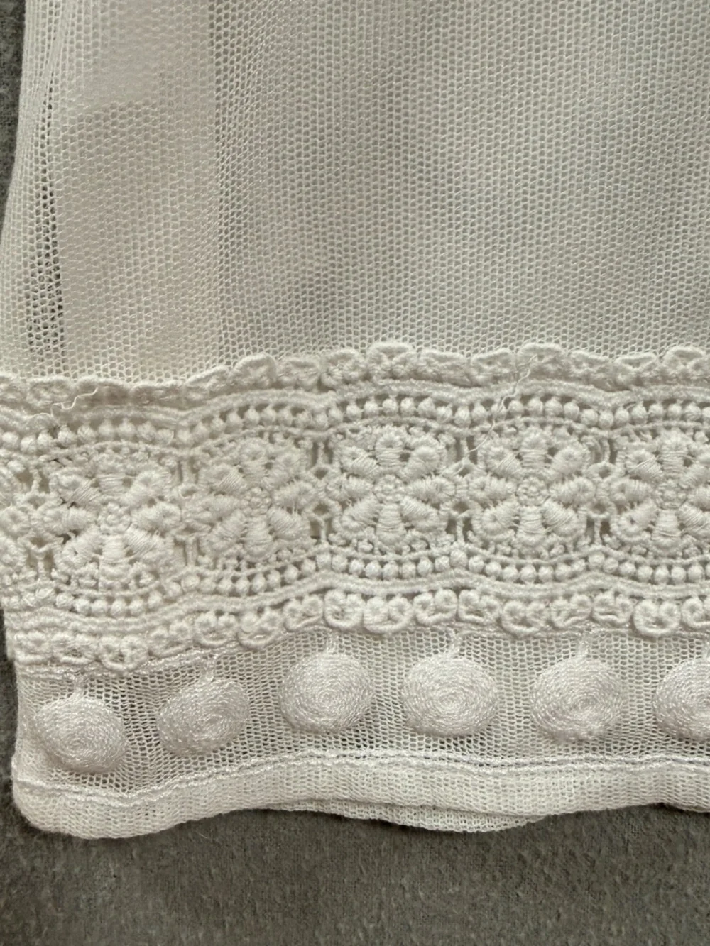 Lauren Ralph Lauren White Eyelet Lace Top Floral Embroidery Mesh Overlay Women M - Picture 5 of 11